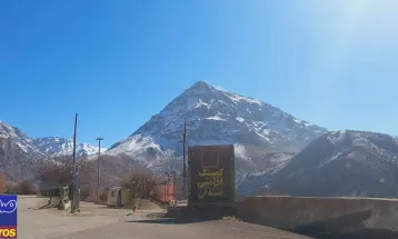 تصاویری از زمستان کمسابقه و کمبرف کوه دنا