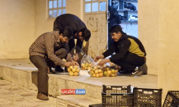 توزیع بستههای معیشتی بین خانوادههای کمبرخوردار