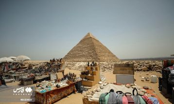 گشت و گذار در اهرام مصر