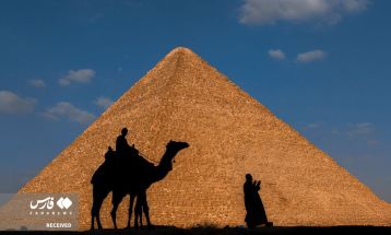 گشت و گذار در اهرام مصر
