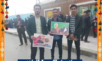 22 بهمن تماشایی در دیار اولینها