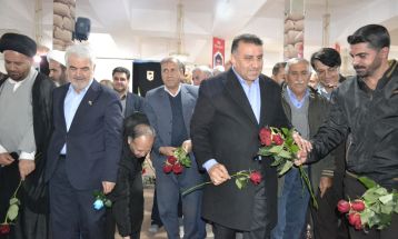 مراسم ملی و سراسری گلباران گلزار مطهر شهدا در یاسوج