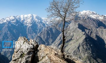 فوتبال در دل کوهستان