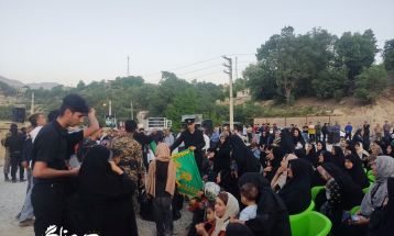 پرچم رضوی در آغوش مردمان روستای کریک دنا