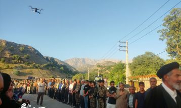 پرچم رضوی در آغوش مردمان روستای کریک دنا