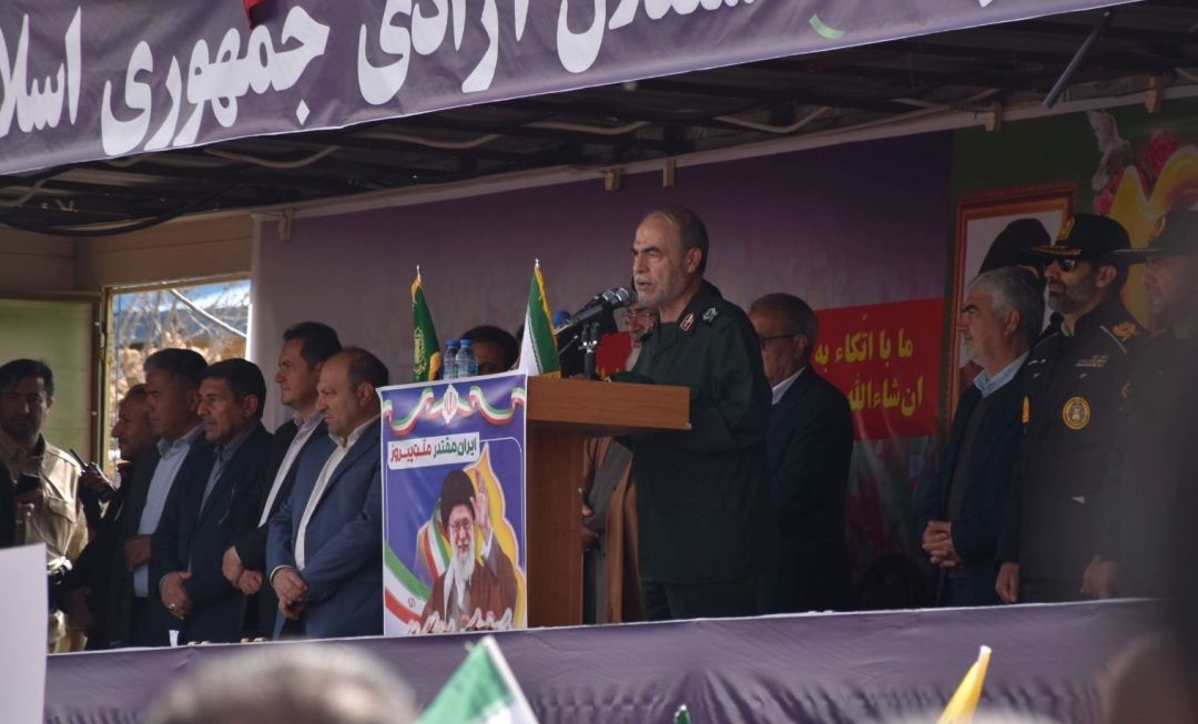 خدای طبس از اف ۳۵ بزرگتر است