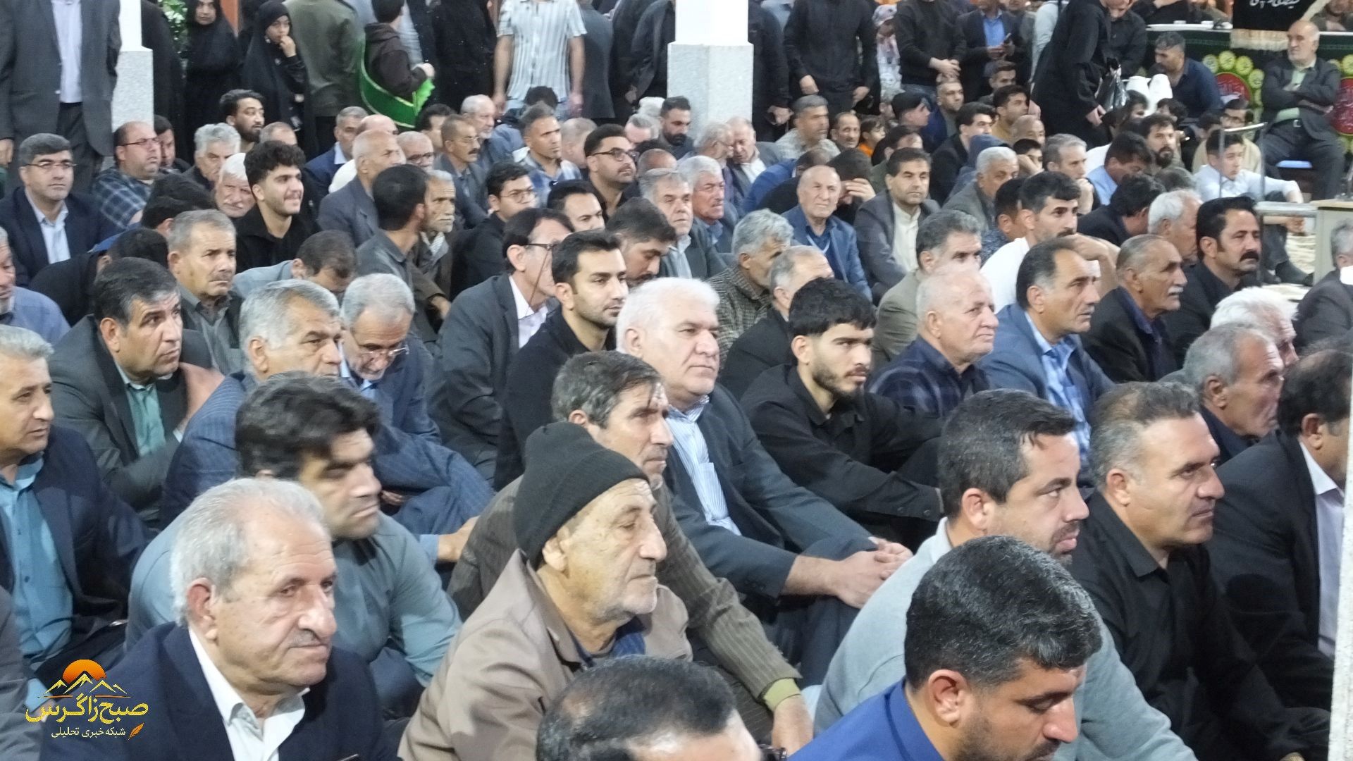 گچساران در سوگ اربعین شهدای مدافع امنیت+ تصاویر