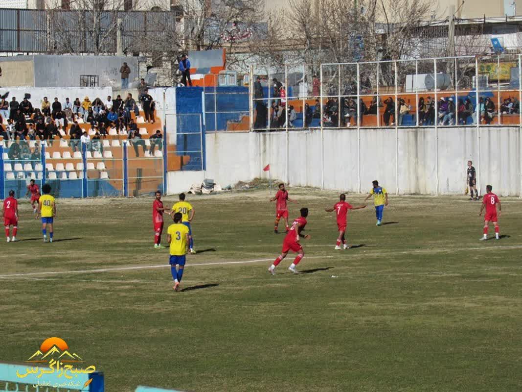 دنای یاسوج نفت را به آتش کشید