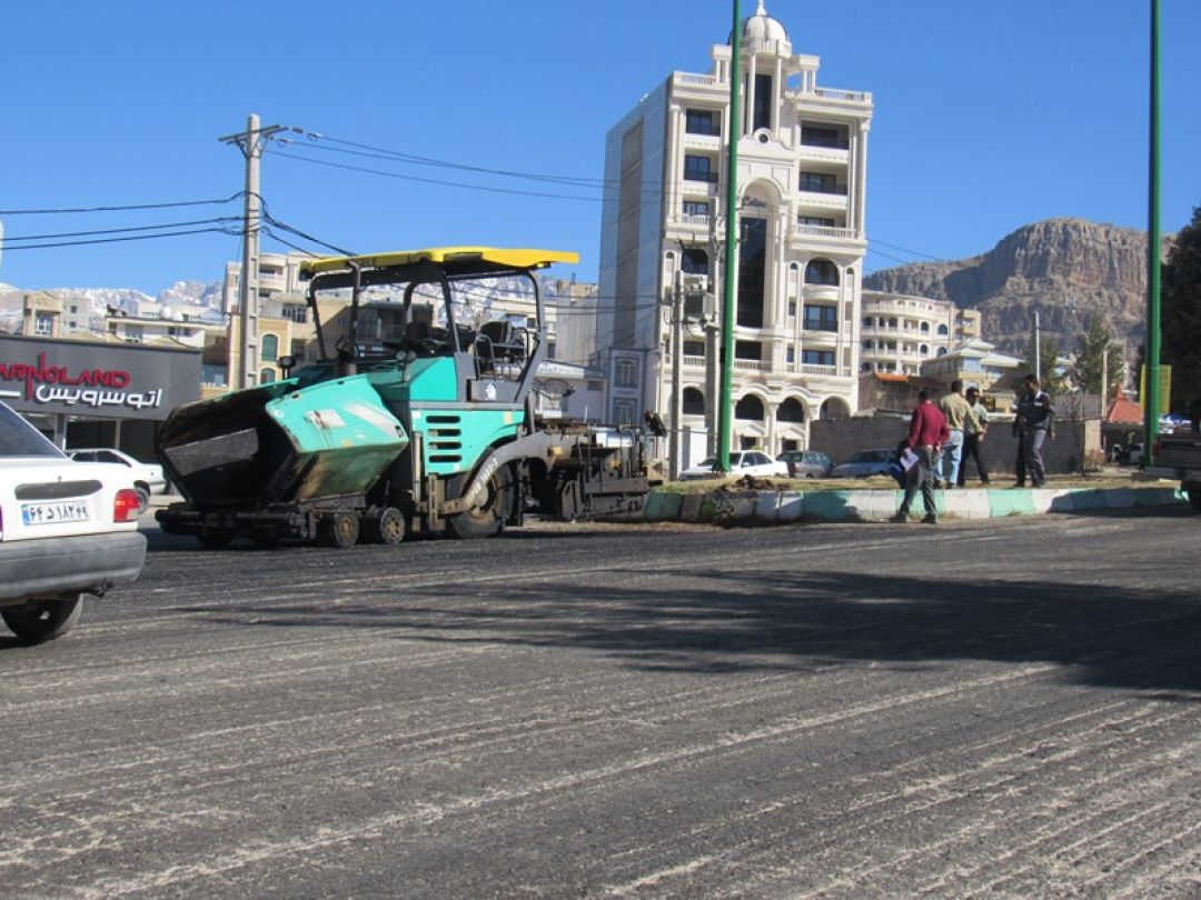 بلوار بویراحمد با آسفالت تازه جان گرفت