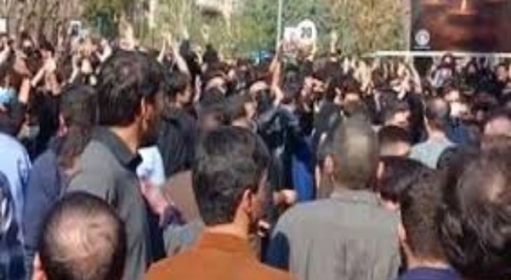 دانشگاه نباید به تریبون رسانه‌های بیگانه تبدیل شود