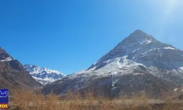 تصاویری از زمستان کمسابقه و کمبرف کوه دنا